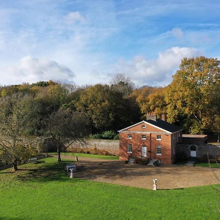 The Walled Garden At Woodhall Estate Hertford Kültér fotó